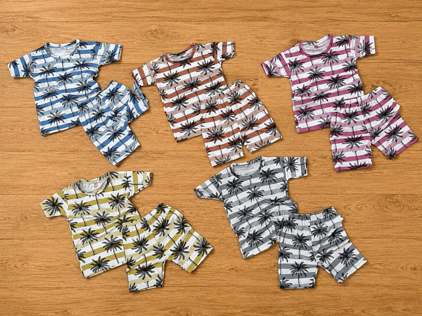 Combo of 5 Popcorn T Shirts + 5 Shorts Rs. 599 Only (TREE PRINT)